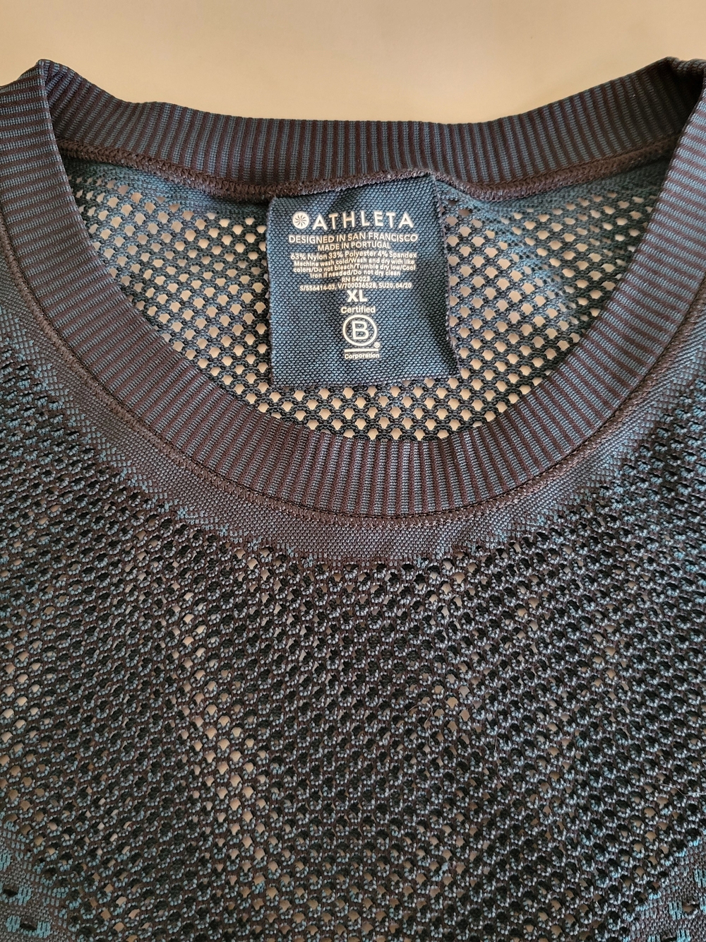 Athleta Oxygen Long Tank Top XL Dark Teal Two-Tone Mesh Seamless Workout Gym - Picture 8 of 10